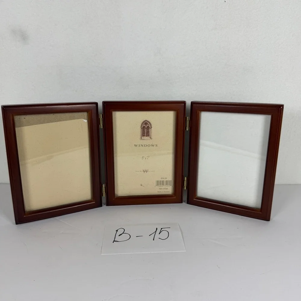 The West Elm Gallery Windows Tri-Fold 5x7 Photo Frame Wood B-15